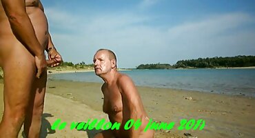 బ్లాండ్ తెలుగుసెక్స్ తిరుగుబోతు చురుకుగా ఇబ్బంది పెట్టాడు మరియు cumshot in mouth