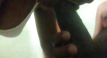 హంగ్రీ చిక్ జాగరూకతతో షెల్ తెలుగు సెక్స్ తెలుగు వీడియోస్ కింద ఉంచుతారు