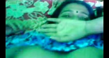 ప్రొఫెషనల్ యువతి తెలుగు డాక్టర్ సెక్స్ రోల్ అప్ మసాజ్ తో సెక్స్