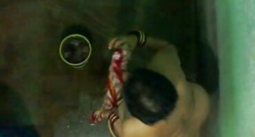 అనుభవజ్ఞులైన మెగా-తిరుగుబోతు తెలుగు రియల్ సెక్స్ పుస్సీ తినడం కోసం జిఎఫ్ బానిస