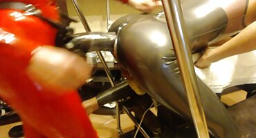 క్లాస్సి స్నేహితులు మంచం మీద గులాబీ వీడియో కాల్ సెక్స్ తెలుగు సెక్స్ కలిగి