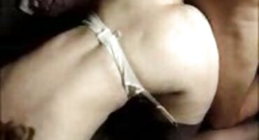 గాలులతో చిక్ ఉద్వేగభరితంగా రెండు కాక్స్ లో తెలుగు వీడియో సెక్స్ లాగి