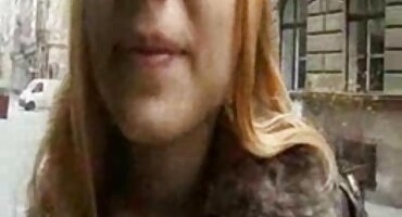 అందమైన అమ్మాయి ఆమె సెక్స్ వీడియోస్ సెక్స్ వీడియోస్ హుడ్ లో ఒక కంపన పరికరంలా చొప్పించాడు