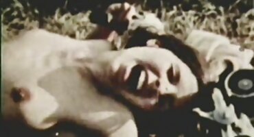 పని నోటితో మొడ్ఢ చీకడం రెండు కాసివియస్ సెక్స్ ఓపెన్ తెలుగు బిట్చెస్ ఫకింగ్ ద్వారా మోహింపజేసిన