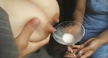 బ్లాండ్ ఒక తెలుగు సెక్స్ వీడియో ఓపెన్ డిక్ పెప్పర్ తో తలక్రిందులుగా ఇబ్బంది పెట్టాడు