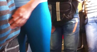 స్టీడ్స్ తెలుగు సెక్స్ యాప్ ఆహ్లాదకరంగా కాక్స్ తో బిచ్ తమను జత మరియు కొరడాతో ప్రారంభించారు