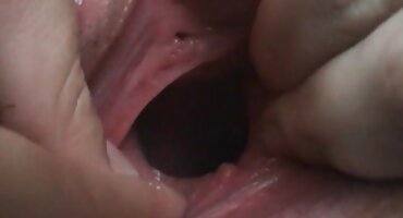 శృంగార నల్లటి జుట్టు గల సెక్స్ సెక్స్ వీడియో తెలుగు స్త్రీని సెక్స్ కోసం ఆమె ప్రియుడు అని