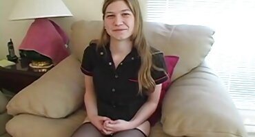 సున్నితమైన మరియు సన్నని స్నేహితులు వారి పూకు రుచి కన్నడ తెలుగు సెక్స్ వీడియో